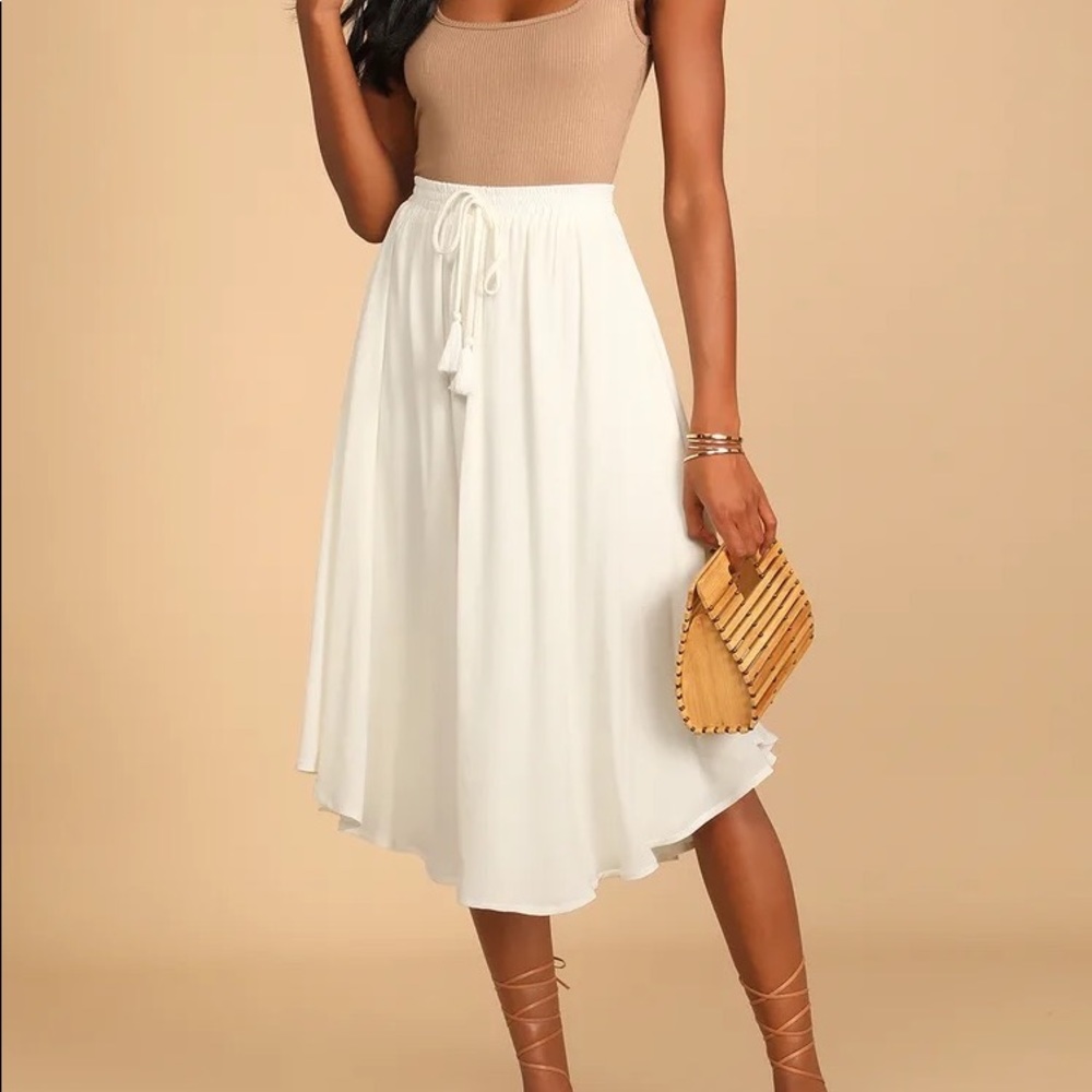 Lulu’s Regatta Tassel Midi Skirt